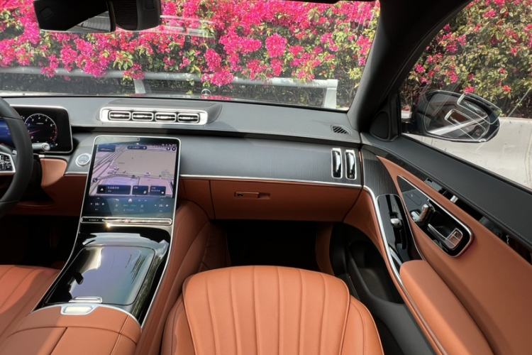 Used Mercedes-Benz S-Class 2024 Restyled S 400 L Business Version Interior 10