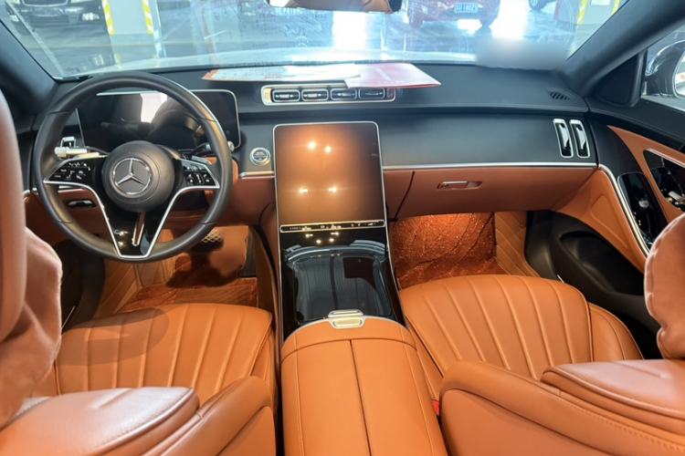 Used Mercedes-Benz S-Class 2024 S 400 L Business Model Interior 12