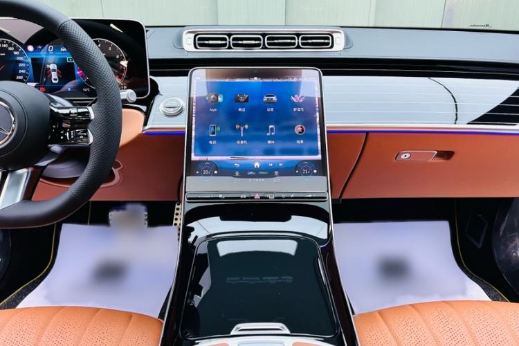 Used Mercedes-Benz S-Class 2024 S 450 L 4MATIC Interior 3