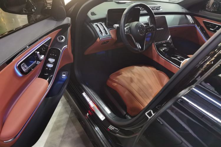 Used Mercedes-Benz S-Class 2024 Restyled S 400 L Business Version Interior 3