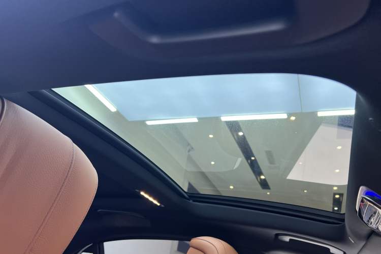 Used Mercedes-Benz S-Class 2024 S 400 L Business Model Interior 9
