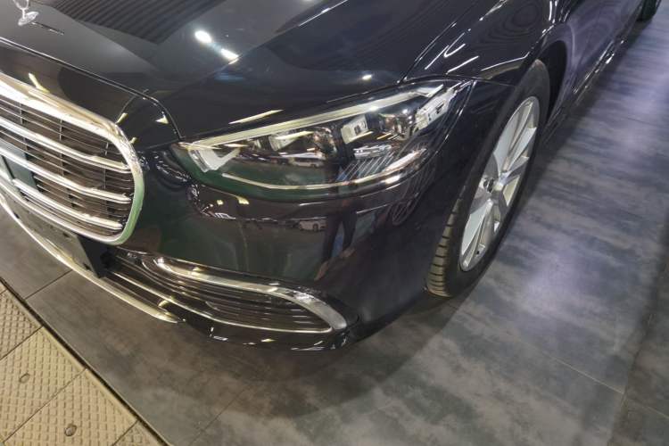 Used Mercedes-Benz S-Class 2024 Restyled S 400 L Business Version Left Front Headlight