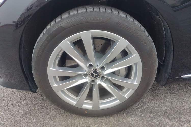 Used Mercedes-Benz S-Class 2024 Restyled S 400 L Business Version Left Front Wheel Hub