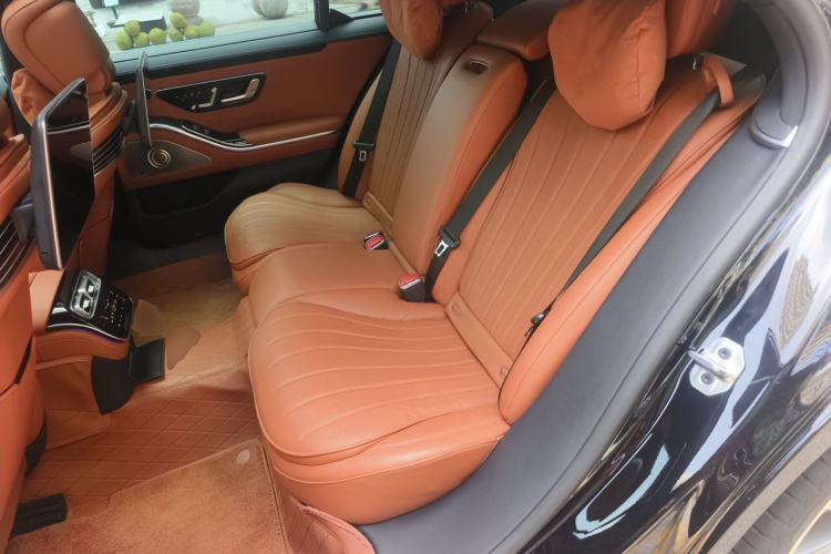 Used Mercedes-Benz S-Class 2024 S 450 L 4MATIC Left Rear Seat