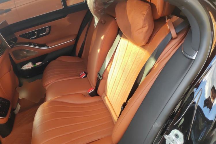 Used Mercedes-Benz S-Class 2024 S 450 L 4MATIC Left Rear Seat