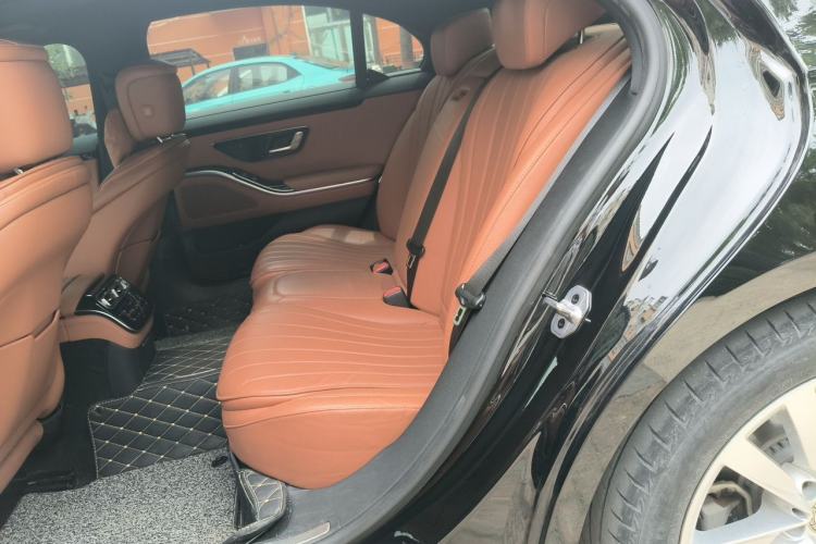 Used Mercedes-Benz S-Class 2024 Restyled S 400 L Business Version Left Rear Seat