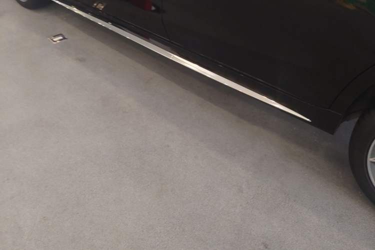 Used Mercedes-Benz S-Class 2024 S 450 L 4MATIC Left Side Sill