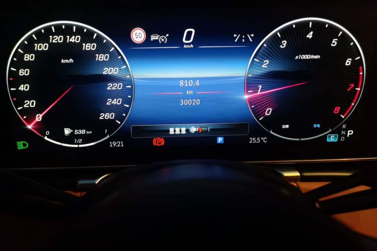 Used Mercedes-Benz S-Class 2024 S 400 L Business Model Odometer Close Up