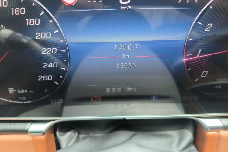 Used Mercedes-Benz S-Class 2024 Restyled S 400 L Business Version Odometer Close Up