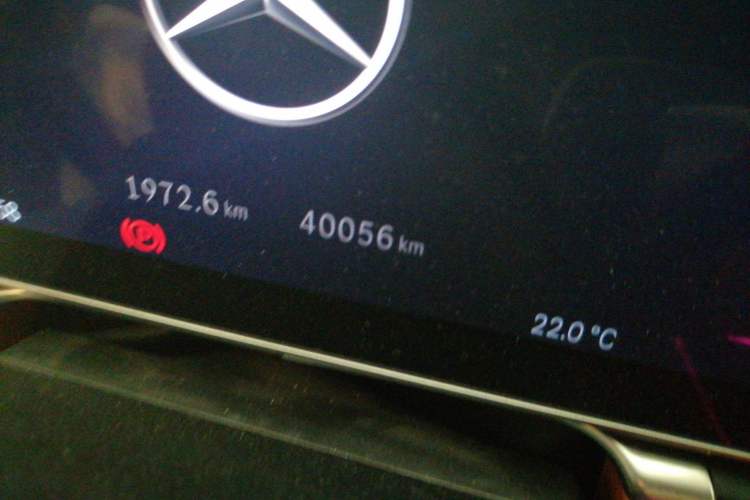 Used Mercedes-Benz S-Class 2024 S 400 L Business Model Odometer Close Up