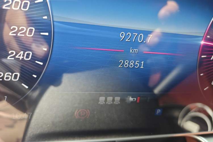 Used Mercedes-Benz S-Class 2024 S 400 L Luxury Model Odometer Close Up
