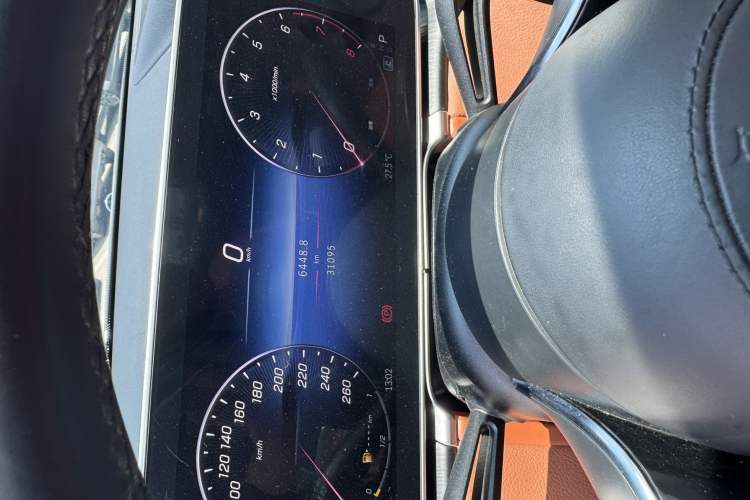 Used Mercedes-Benz S-Class 2024 S 400 L Business Model Odometer Close Up