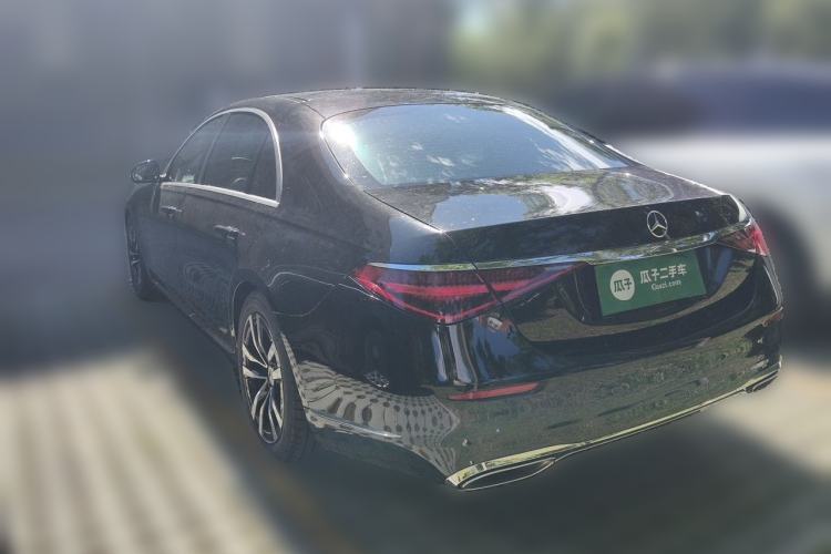 Used Mercedes-Benz S-Class 2024 Restyled S 400 L Luxury Edition Rear Left 45 Deg