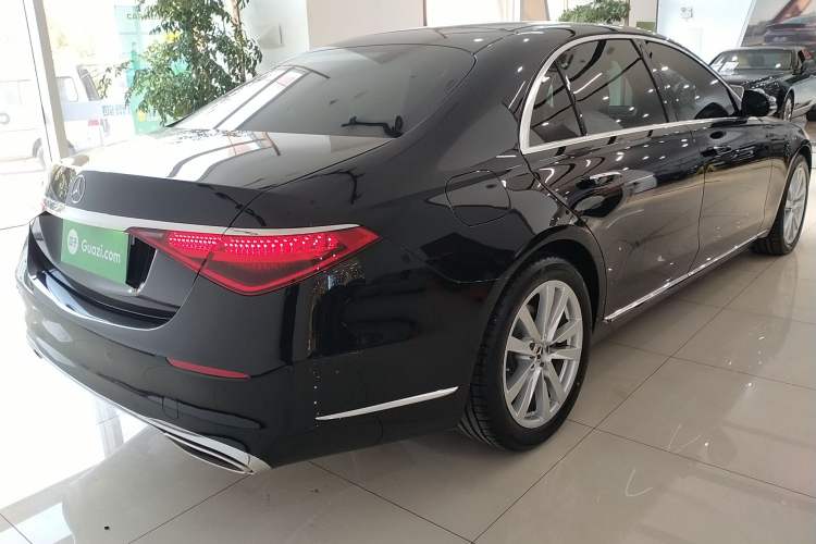 Used Mercedes-Benz S-Class 2024 Restyled S 400 L Business Version Rear Right 45 Deg