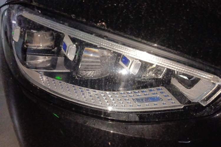 Used Mercedes-Benz S-Class 2024 S 450 L 4MATIC Right Front Headlight