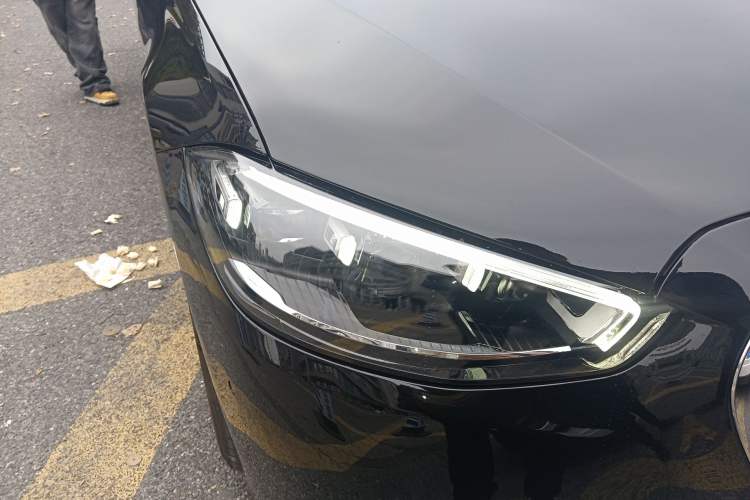 Used Mercedes-Benz S-Class 2024 S 400 L Business Model Right Front Headlight