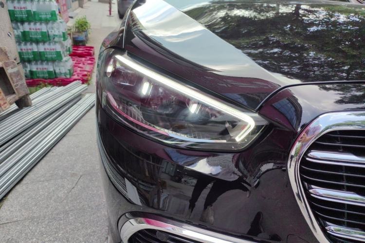 Used Mercedes-Benz S-Class 2024 S 400 L Luxury Model Right Front Headlight