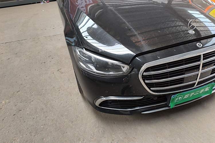 Used Mercedes-Benz S-Class 2024 S 400 L Business Model Right Front Headlight