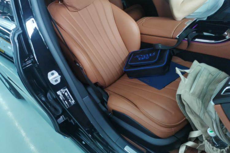 Used Mercedes-Benz S-Class 2024 Restyled S 400 L Business Version Right Front Seat
