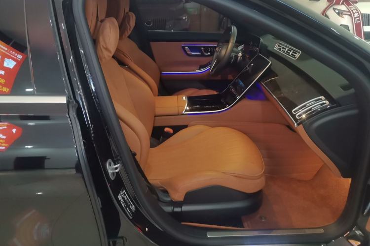 Used Mercedes-Benz S-Class 2024 S 400 L Luxury Model Right Front Seat