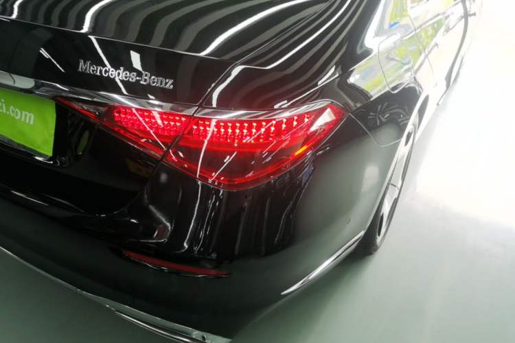 Used Mercedes-Benz S-Class 2024 Restyled S 400 L Business Version Right Rear Taillight