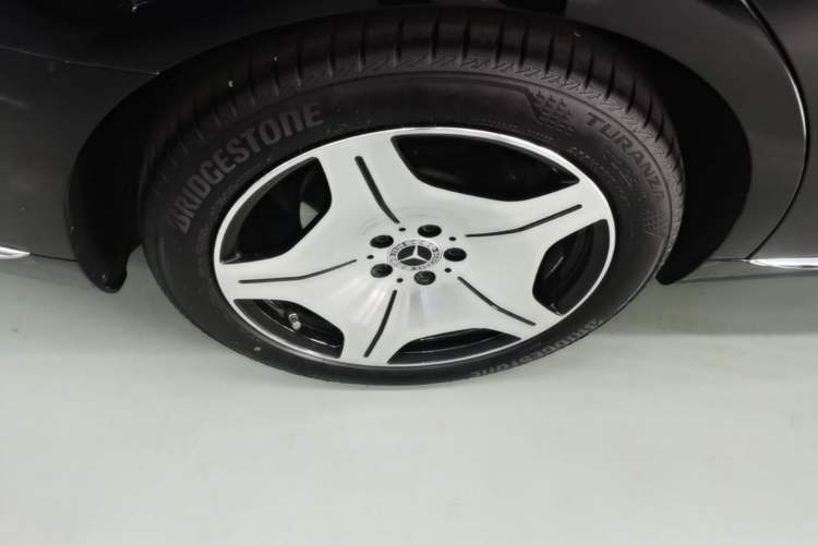Used Mercedes-Benz S-Class 2024 Restyled S 400 L Business Version Right Rear Wheel Hub