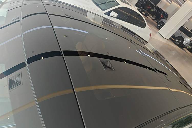 Used Mercedes-Benz S-Class 2024 S 400 L Business Model Roof