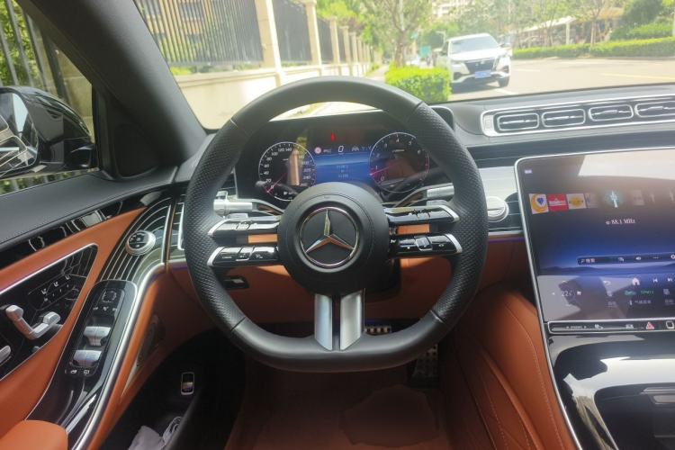 Used Mercedes-Benz S-Class 2024 S 450 L 4MATIC Steering Wheel