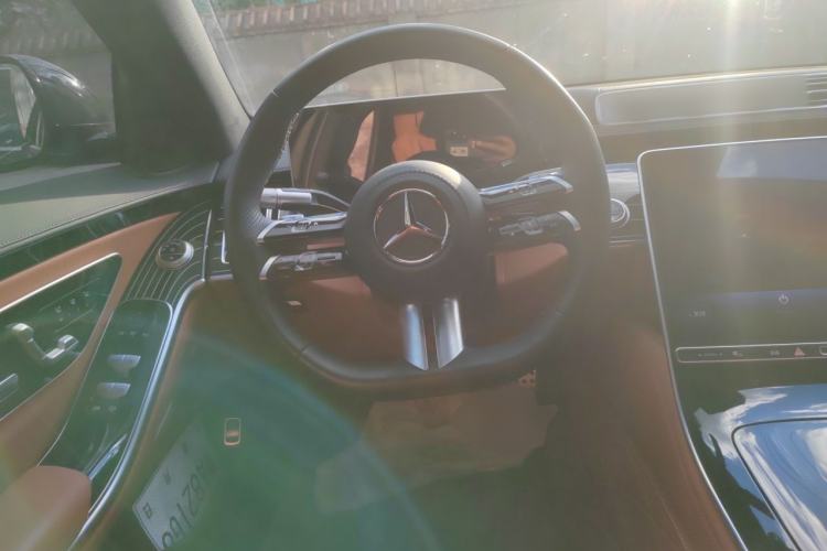 Used Mercedes-Benz S-Class 2024 S 450 L 4MATIC Steering Wheel
