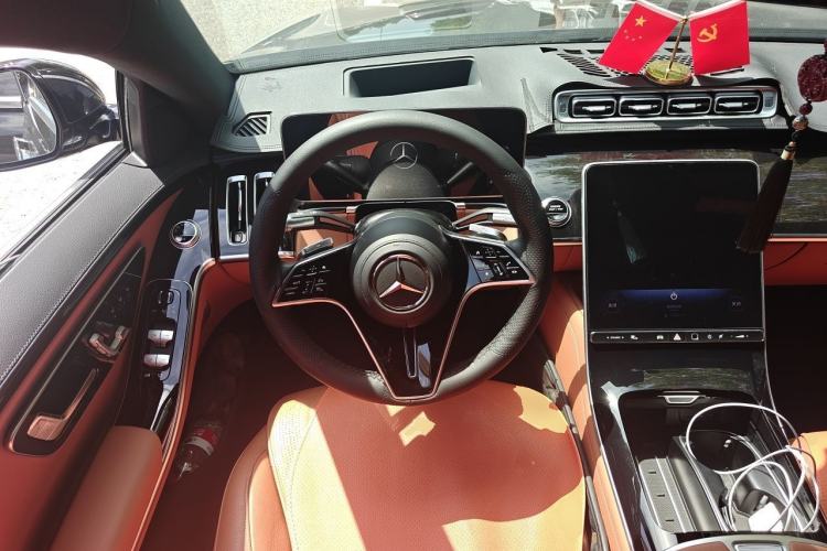Used Mercedes-Benz S-Class 2024 S 400 L Luxury Model Steering Wheel