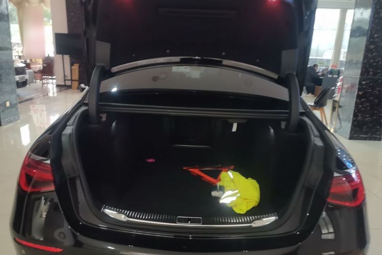 Used Mercedes-Benz S-Class 2024 S 400 L Luxury Model Trunk