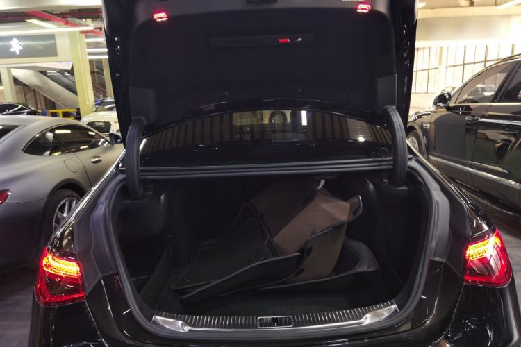 Used Mercedes-Benz S-Class 2024 Restyled S 400 L Business Version Trunk