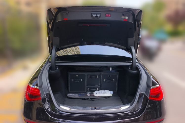 Used Mercedes-Benz S-Class 2024 S 450 L 4MATIC Trunk