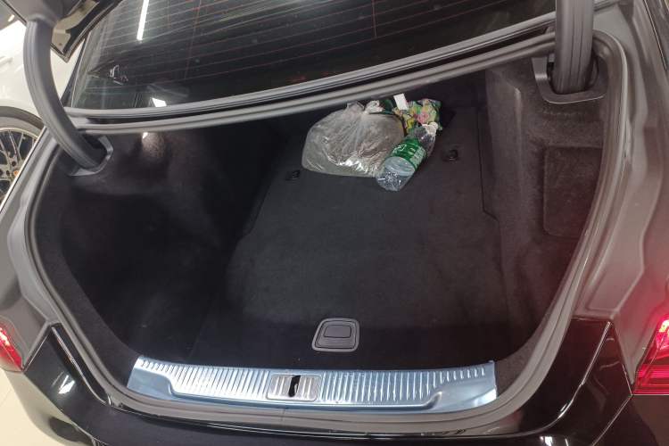 Used Mercedes-Benz S-Class 2024 S 400 L Luxury Model Trunk