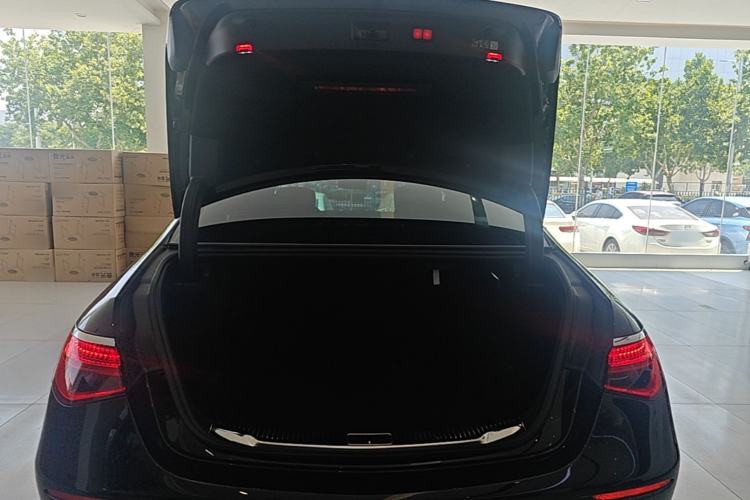 Used Mercedes-Benz S-Class 2024 S 400 L Business Model Trunk