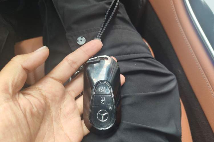 Used Mercedes-Benz S-Class 2024 S 400 L Business Model Vehicle Key