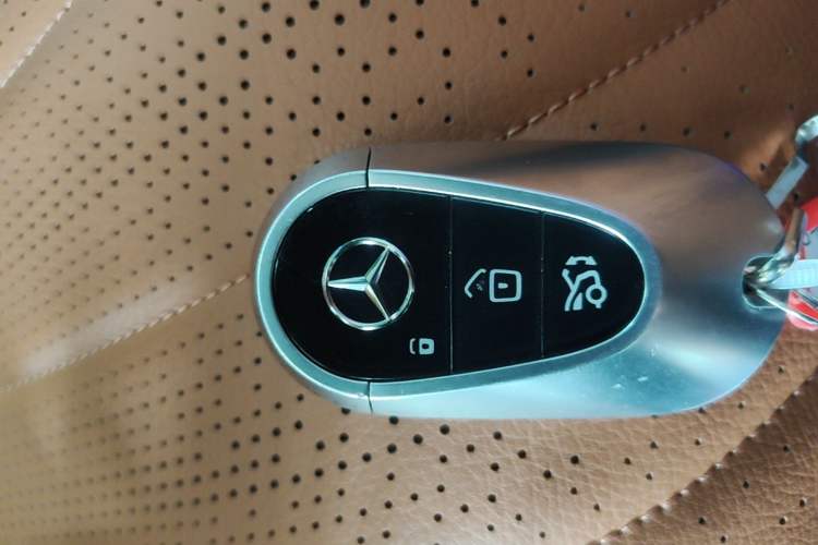 Used Mercedes-Benz S-Class 2024 S 450 L 4MATIC Vehicle Key