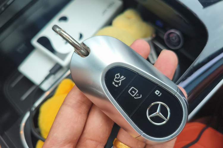 Used Mercedes-Benz S-Class 2024 S 400 L Business Model Vehicle Key