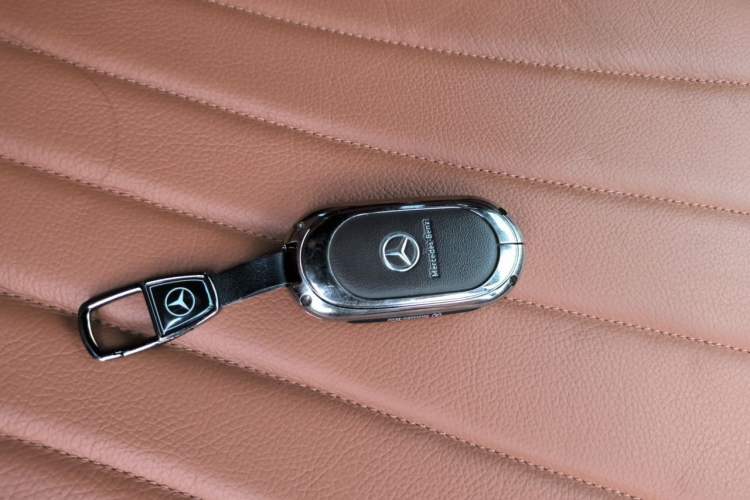 Used Mercedes-Benz S-Class 2024 S 400 L Business Model Vehicle Key