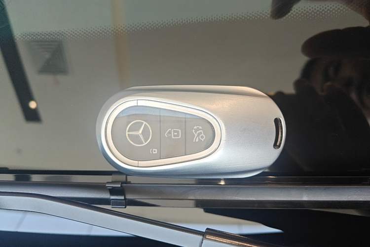 Used Mercedes-Benz S-Class 2024 S 400 L Business Model Vehicle Key