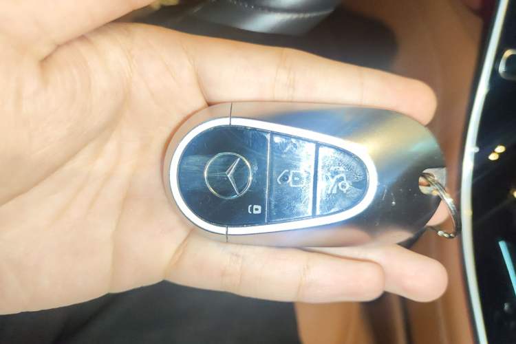 Used Mercedes-Benz S-Class 2024 S 400 L Business Model Vehicle Key