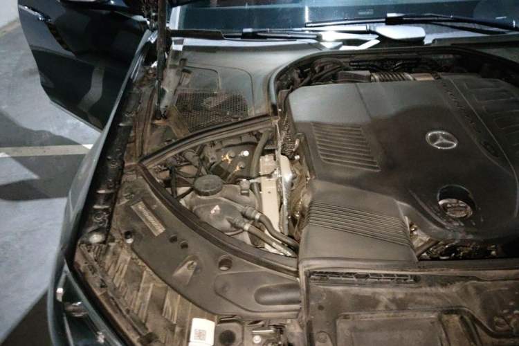 Used Mercedes-Benz S-Class 2025 S 400 L Business Model Engine Bay Right