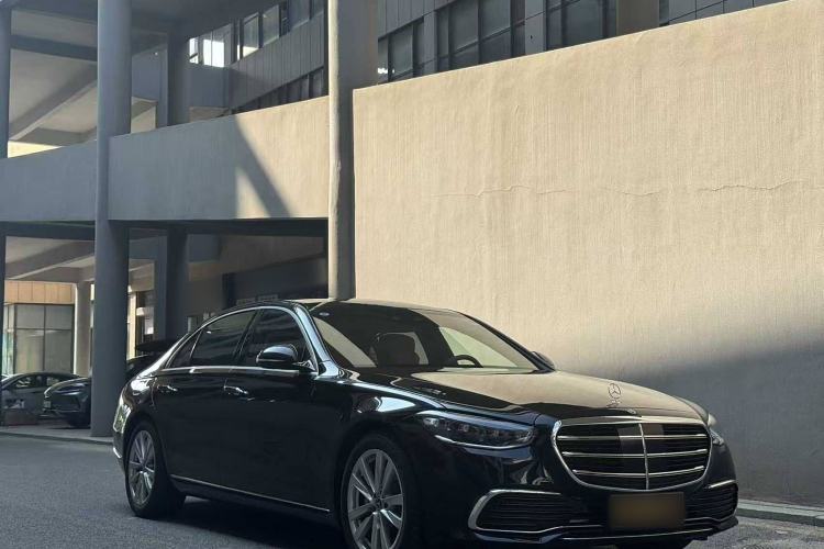 Used Mercedes-Benz S-Class 2025 S 400 L Business Model Exterior 2