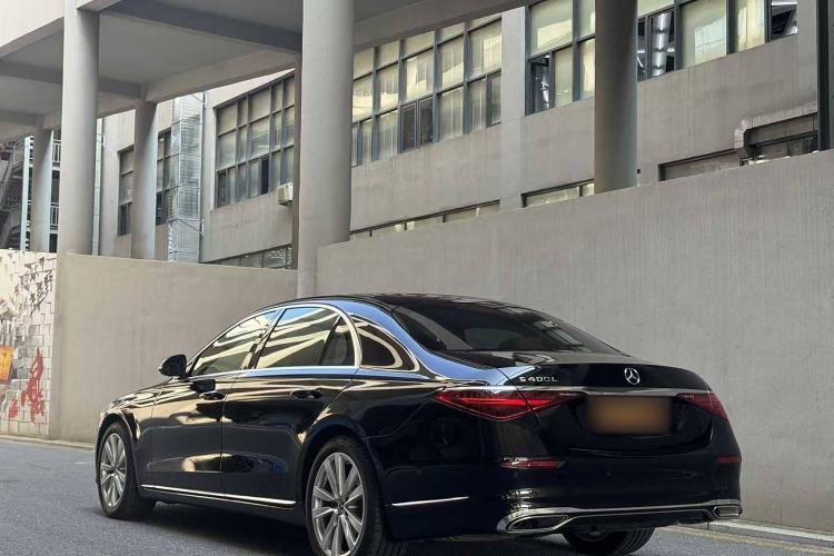 Used Mercedes-Benz S-Class 2025 S 400 L Business Model Exterior 3