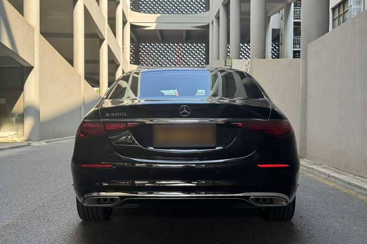 Used Mercedes-Benz S-Class 2025 S 400 L Business Model Exterior 4