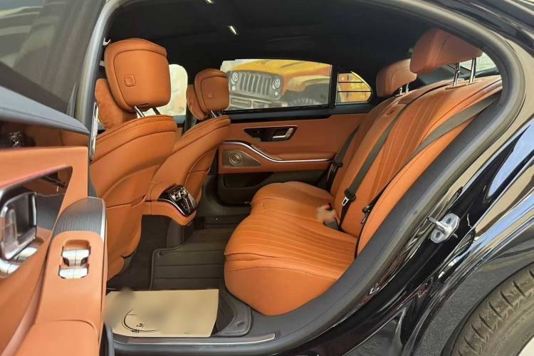 Used Mercedes-Benz S-Class 2025 S 400 L Business Model Interior 6