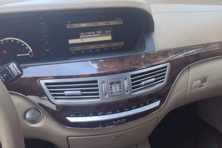 Used Mercedes-Benz S-Class AMG 2007 AMG S 65 Audio And AC Panel