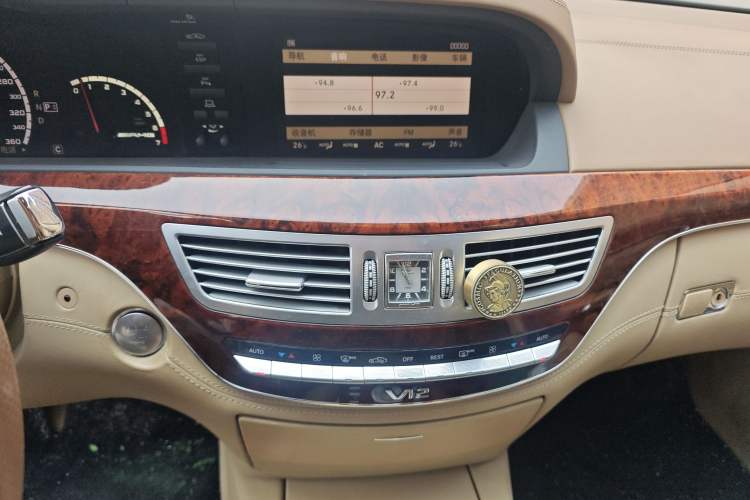 Used Mercedes-Benz S-Class AMG 2007 AMG S 65 Audio And AC Panel