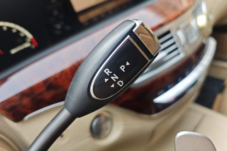 Used Mercedes-Benz S-Class AMG 2007 AMG S 65 Gear Lever