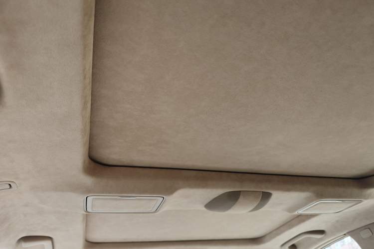 Used Mercedes-Benz S-Class AMG 2007 AMG S 65 Headliner